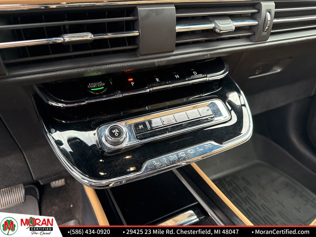 Used 2023 Lincoln Corsair Reserve image 18
