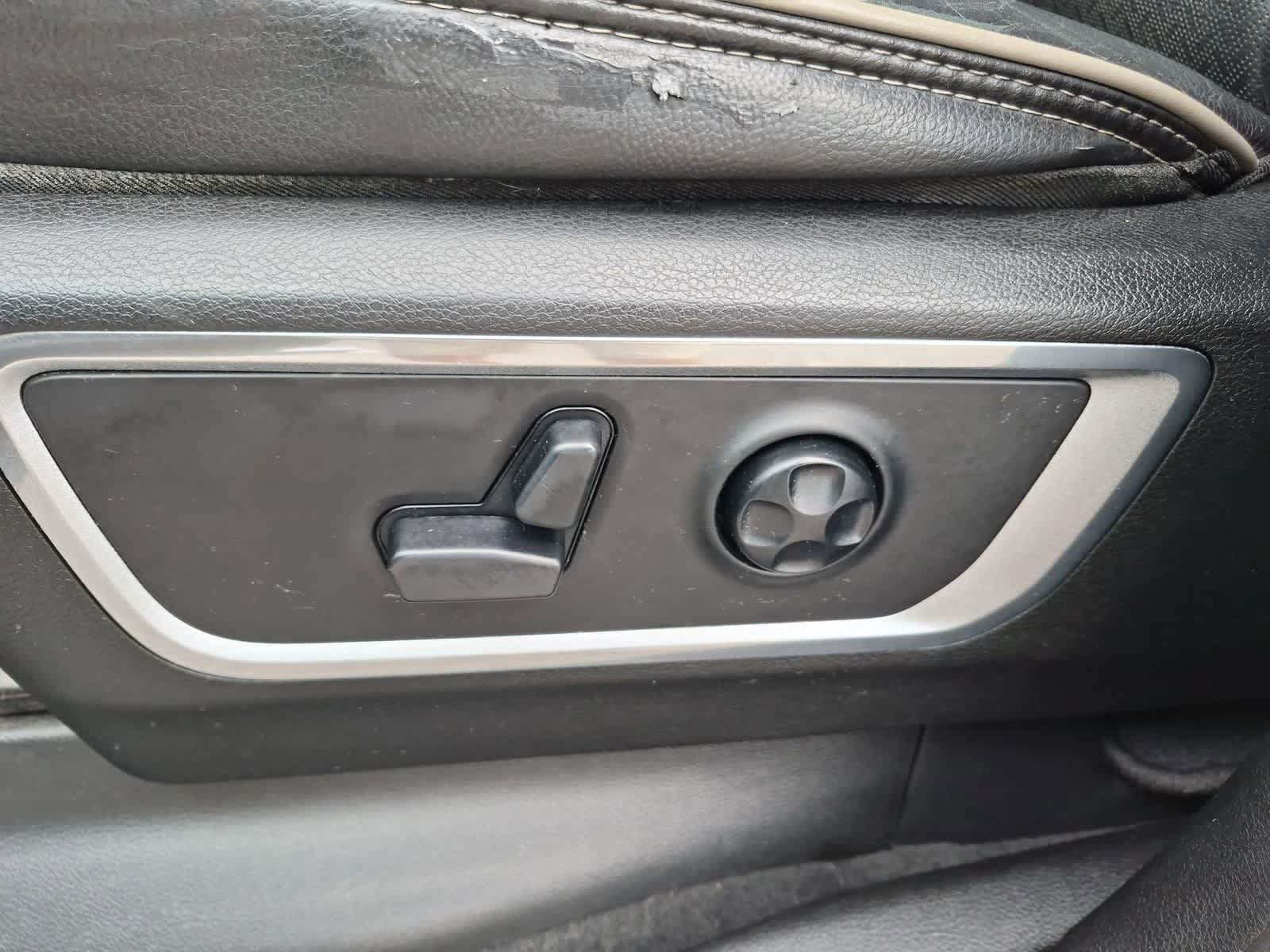 Certified 2019 RAM 1500 Laramie AWD/4WD image 17