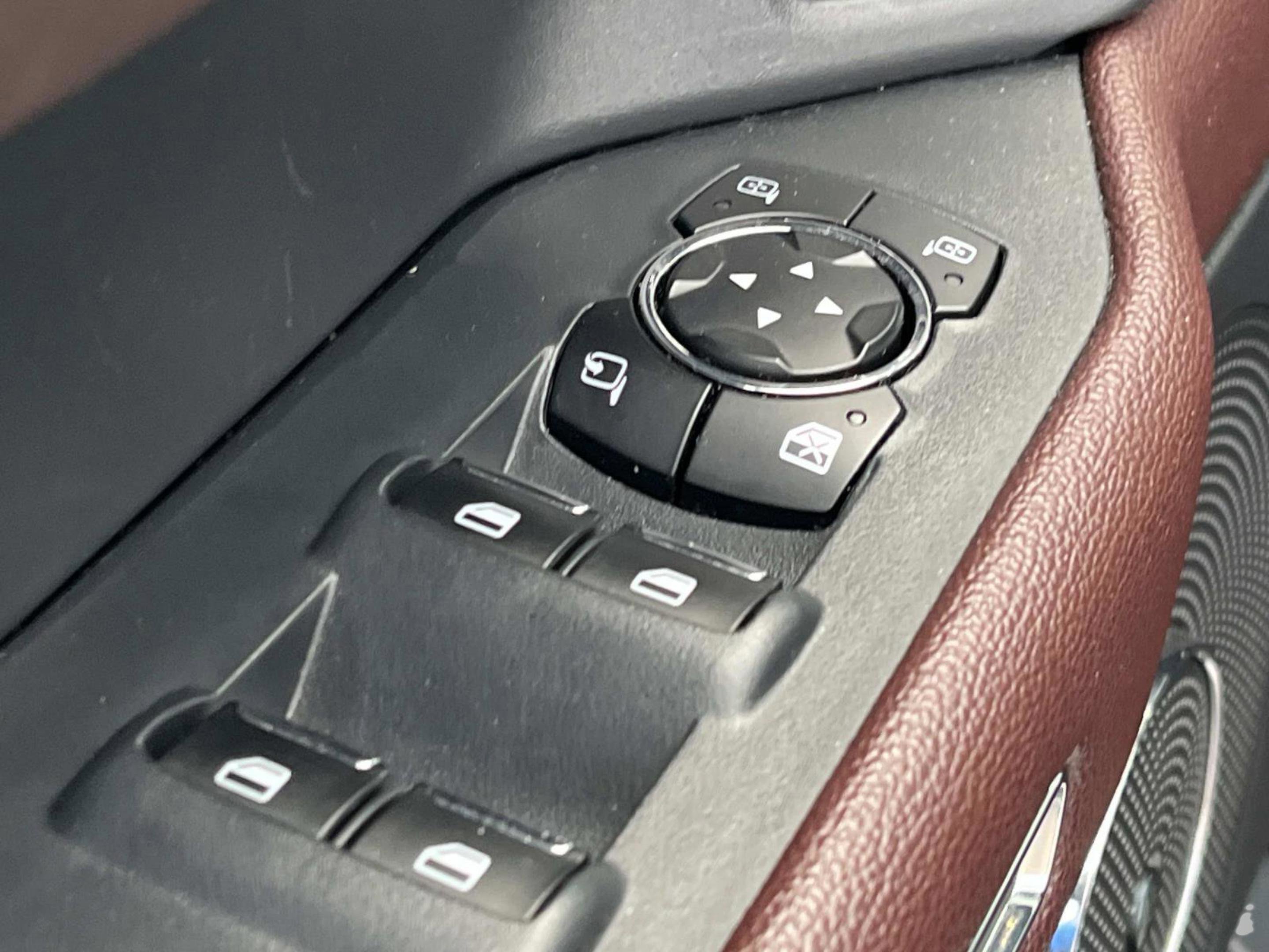 Used 2023 Ford Expedition Limited image 31