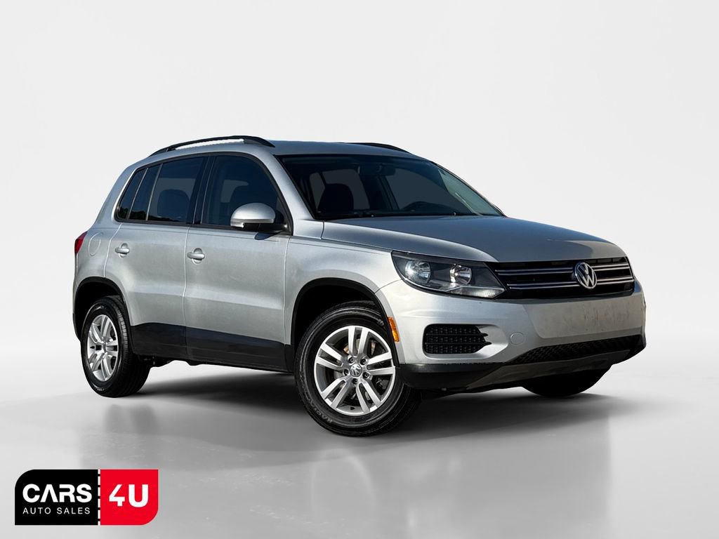 Used 2015 Volkswagen Tiguan S FWD image 1