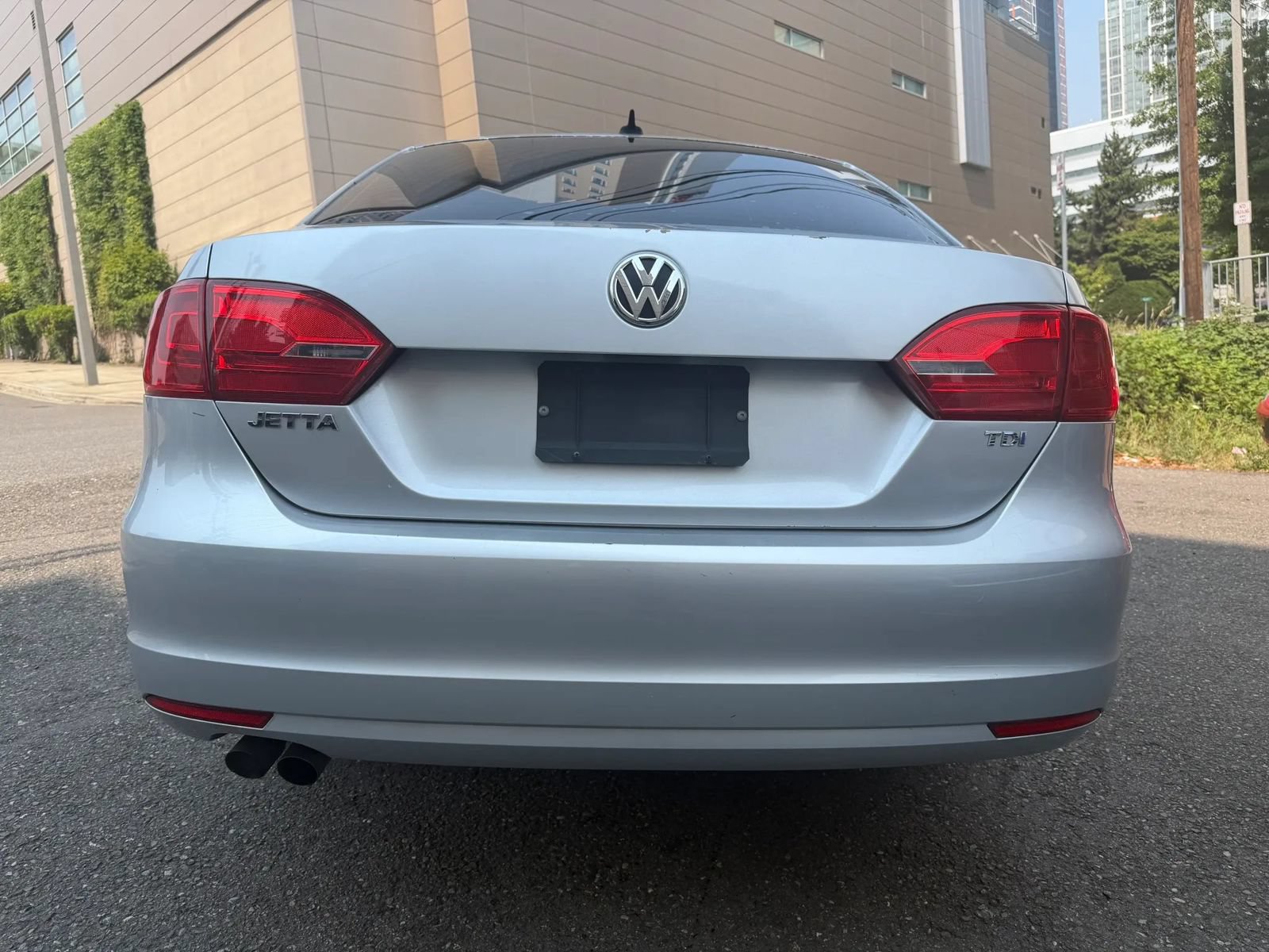 Used 2013 Volkswagen Jetta TDI FWD image 6
