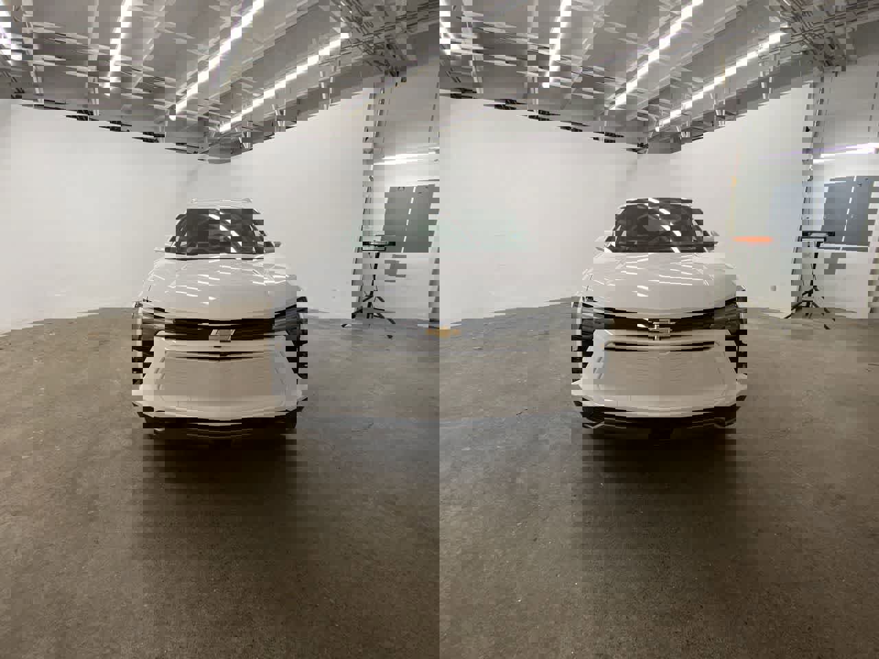 Used 2024 Chevrolet Blazer EV LT AWD/4WD image 9