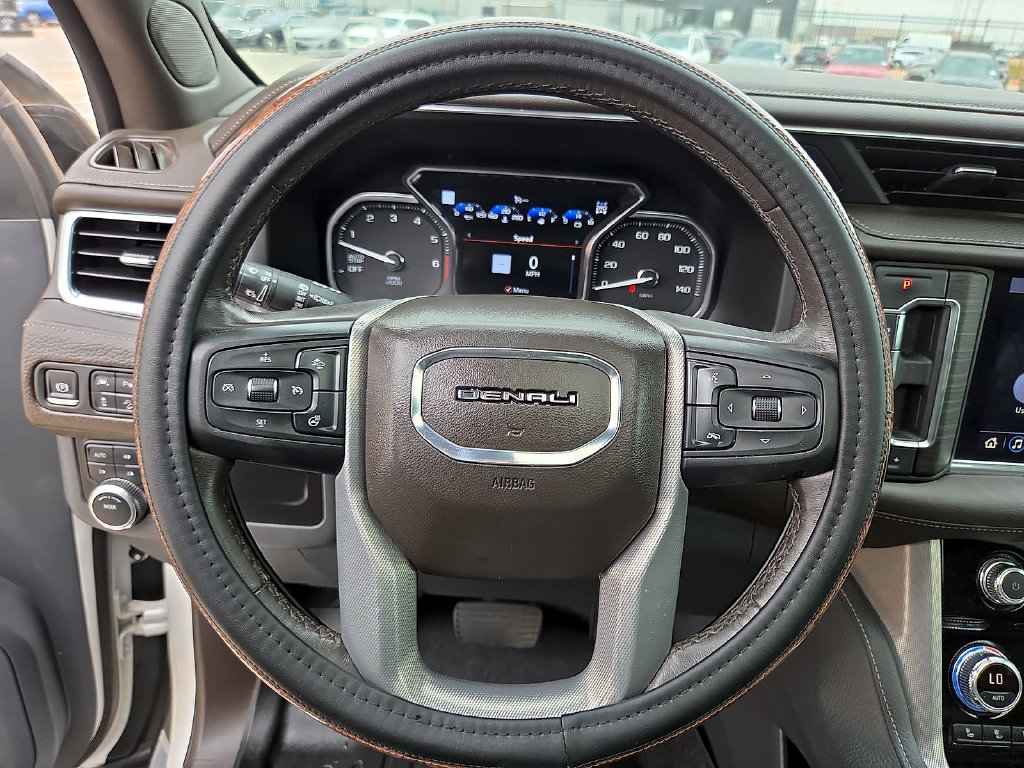 Used 2021 GMC Yukon Denali w/ Denali Premium Package AWD/4WD image 21