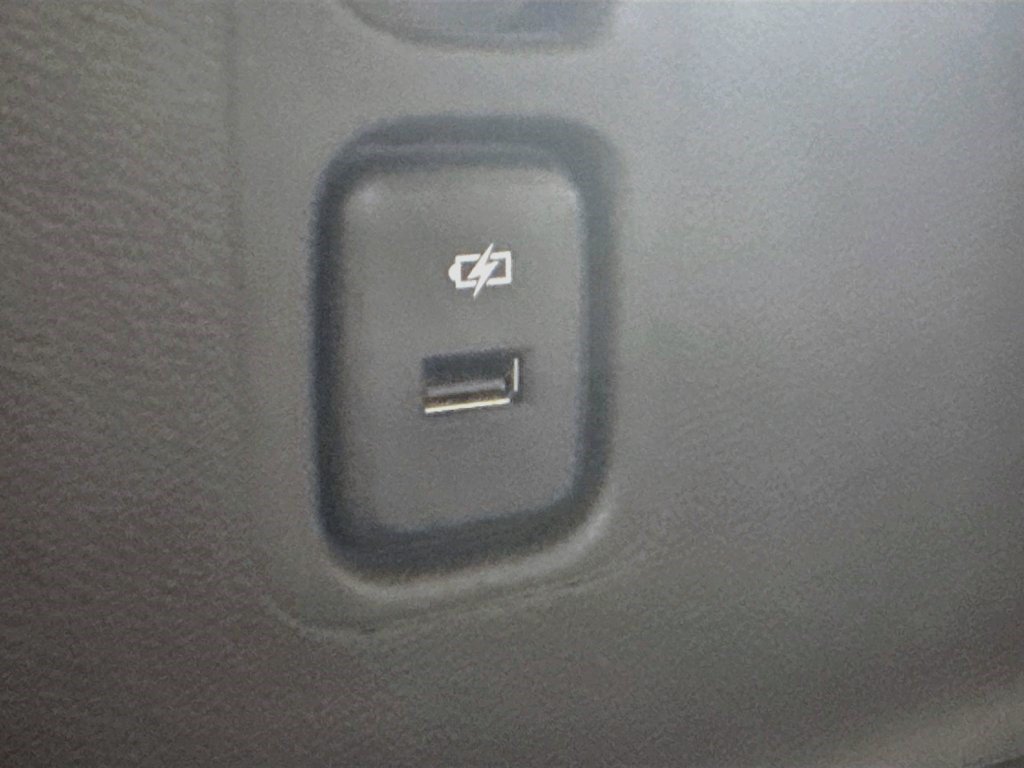 Used 2024 Buick Enclave Essence w/ Technology Package FWD image 41
