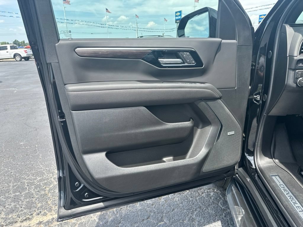 New 2026 Chevrolet Tahoe Premier AWD/4WD image 9