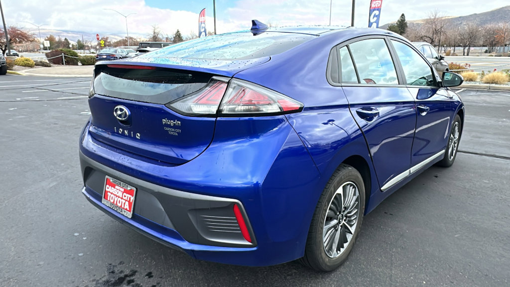 Used 2021 Hyundai Ioniq SE image 3