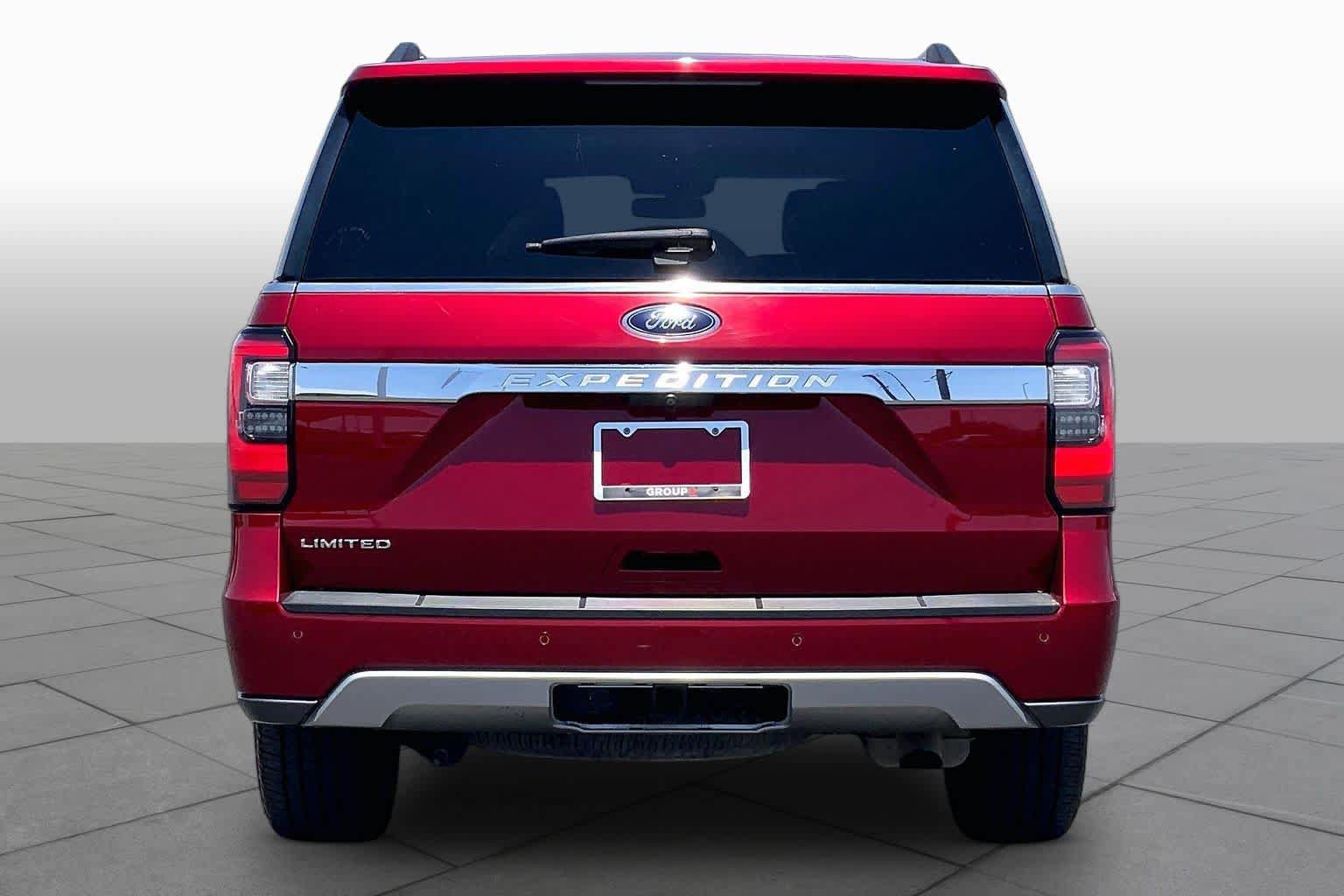 Used 2019 Ford Expedition Limited w/ Equipment Group 302A RWD image 5