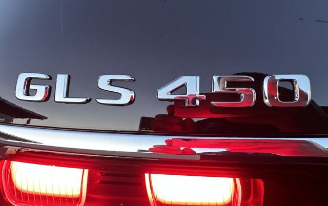 New 2026 Mercedes-Benz GLS 450 4MATIC image 9