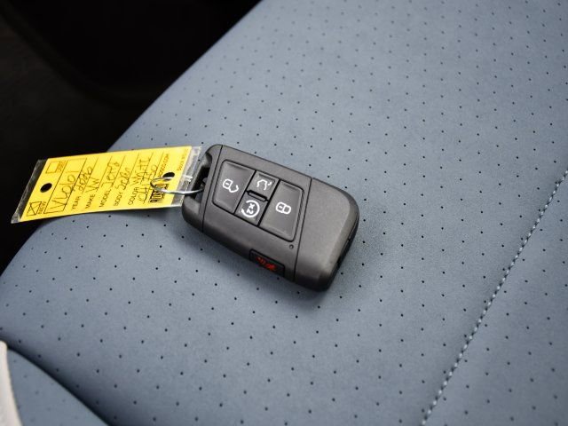 New 2026 Volkswagen Jetta SE FWD image 16