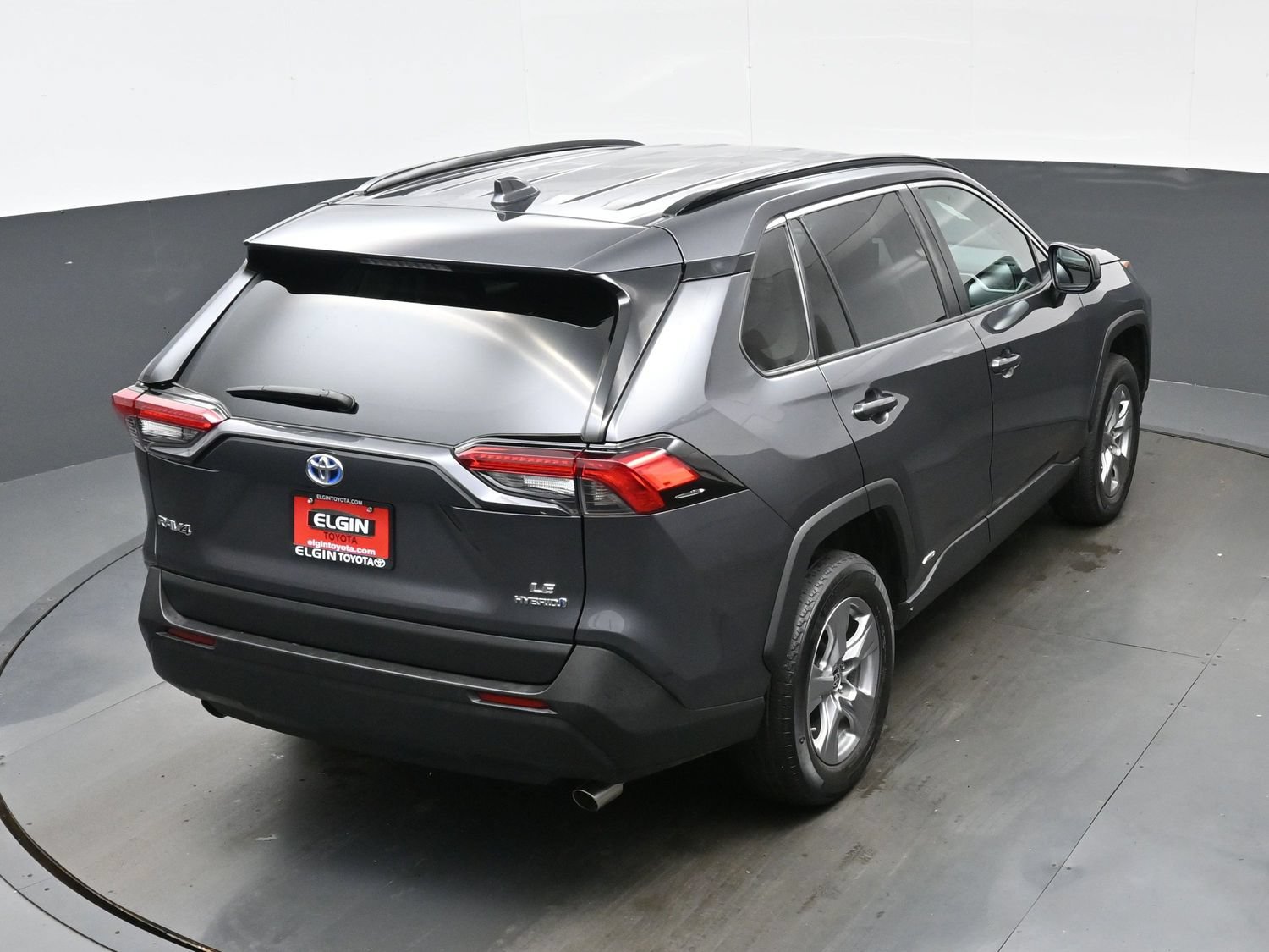 Used 2022 Toyota RAV4 LE AWD/4WD image 38