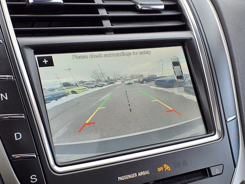 Used 2017 Lincoln MKX Reserve w/ Driver Assistance Package image 22