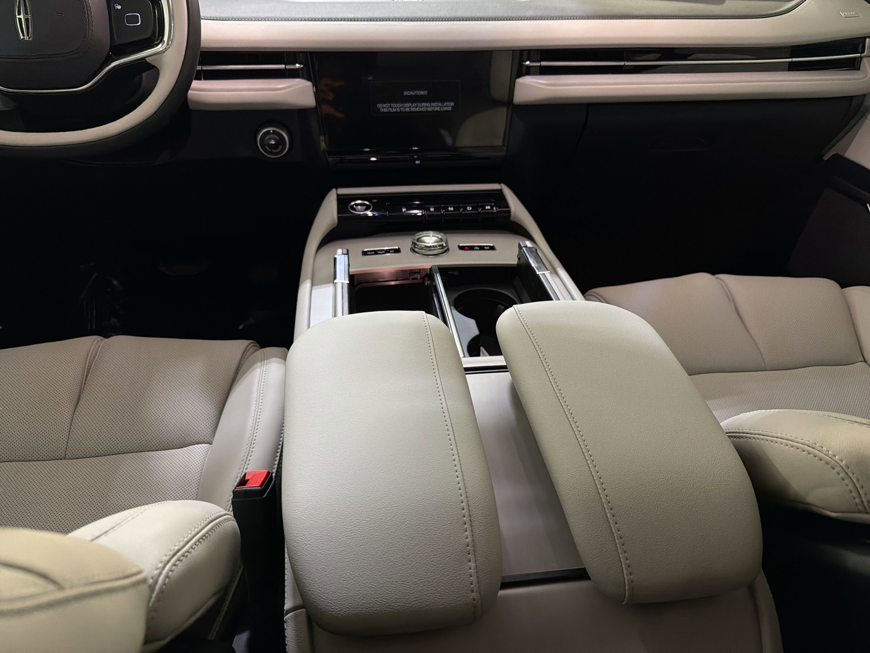 New 2026 Lincoln Navigator Premiere AWD/4WD image 22