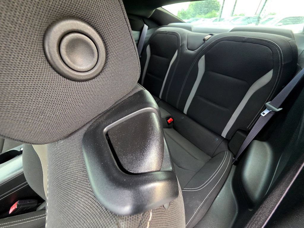 Used 2017 Chevrolet Camaro LT RWD image 40