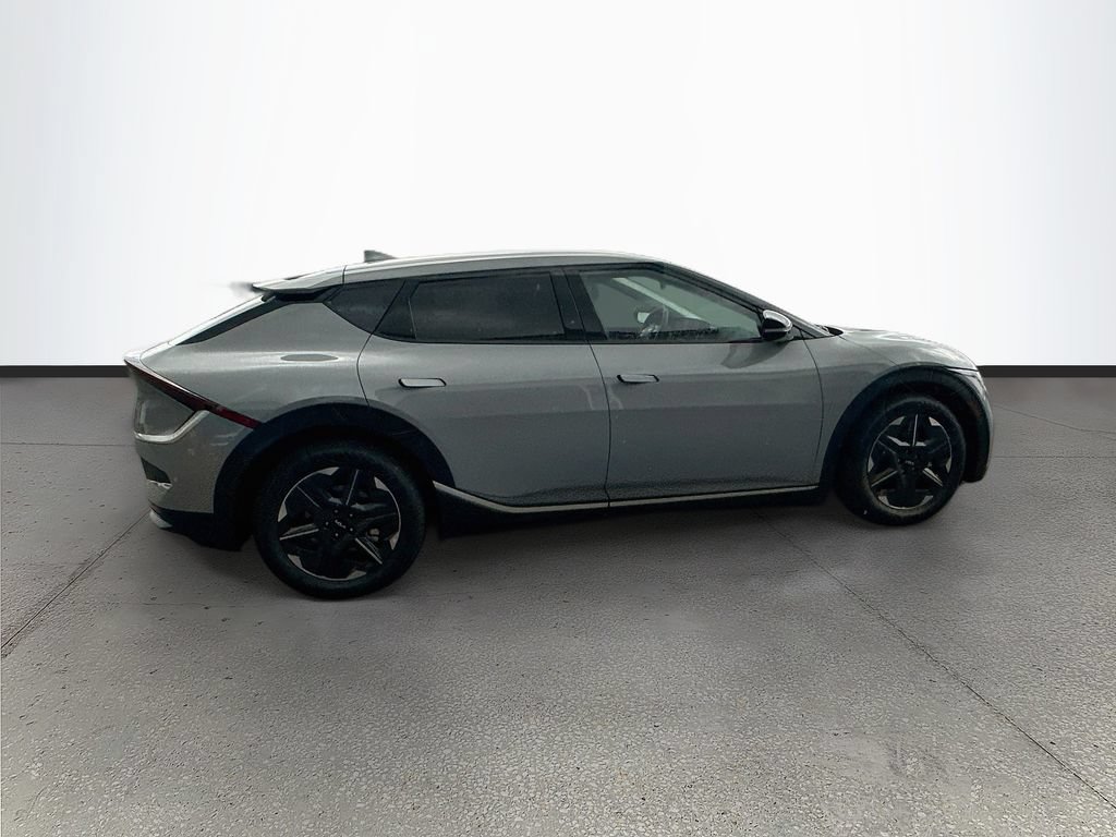 New 2026 Kia EV6 Light RWD image 8