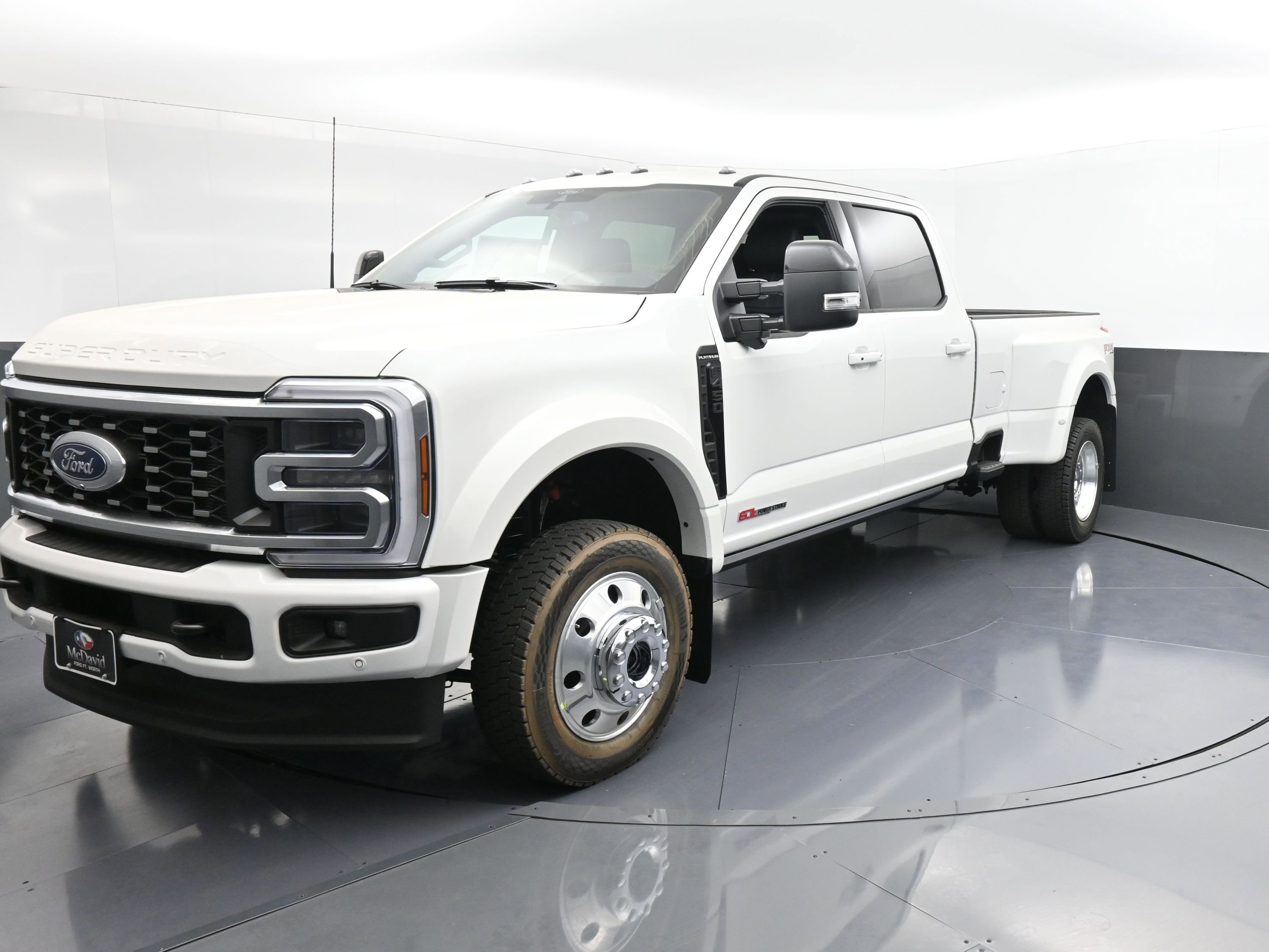 New 2026 Ford F450 Platinum image 4