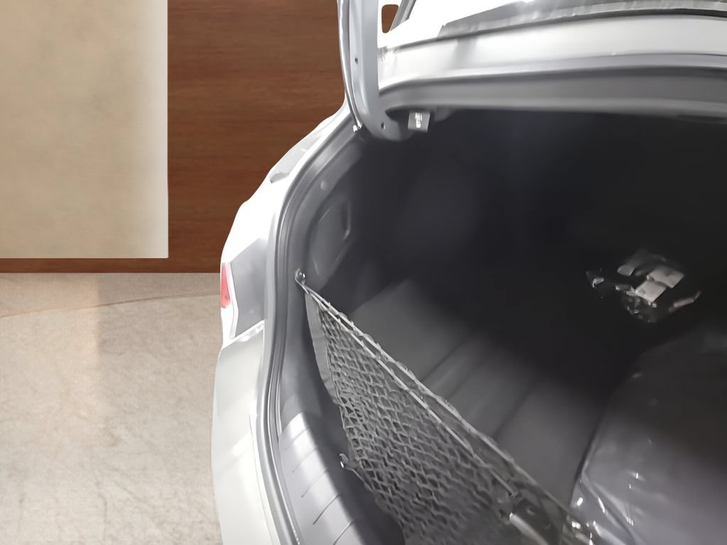 New 2026 Hyundai Elantra SE FWD image 19