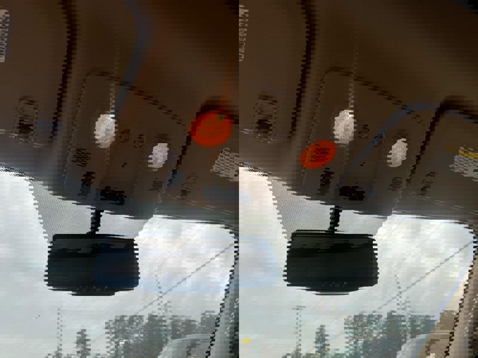 Used 2011 GMC Acadia SLT image 19