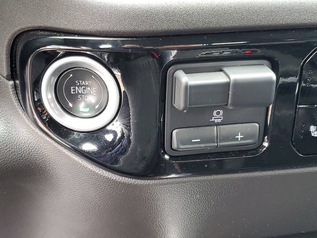 Certified 2024 Chevrolet Silverado 1500 LT Trail Boss w/ LT Trail Boss Premium Package AWD/4WD image 16