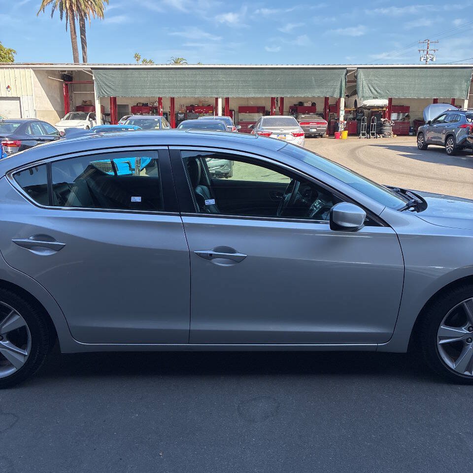 Used 2014 Acura ILX FWD image 10