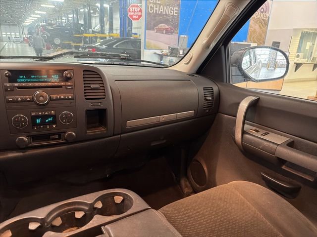 Used 2008 Chevrolet Silverado 1500 LT w/ Power Pack Plus image 25