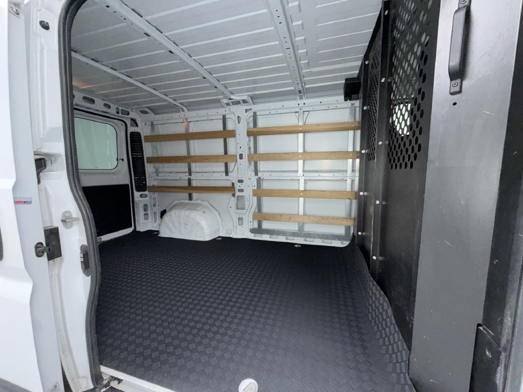 Used 2025 RAM ProMaster 2500 w/ U-Haul Equipment Group FWD image 22