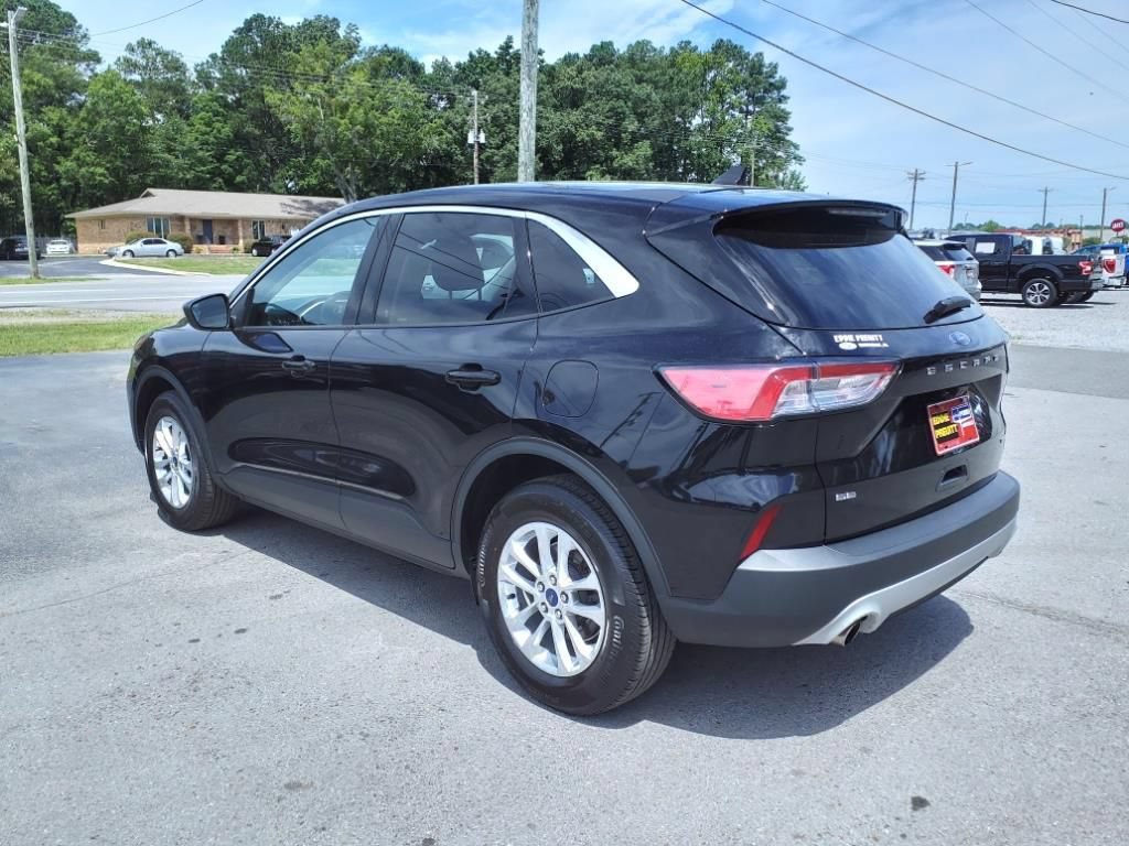 Used 2022 Ford Escape SE w/ Convenience Package AWD/4WD image 3
