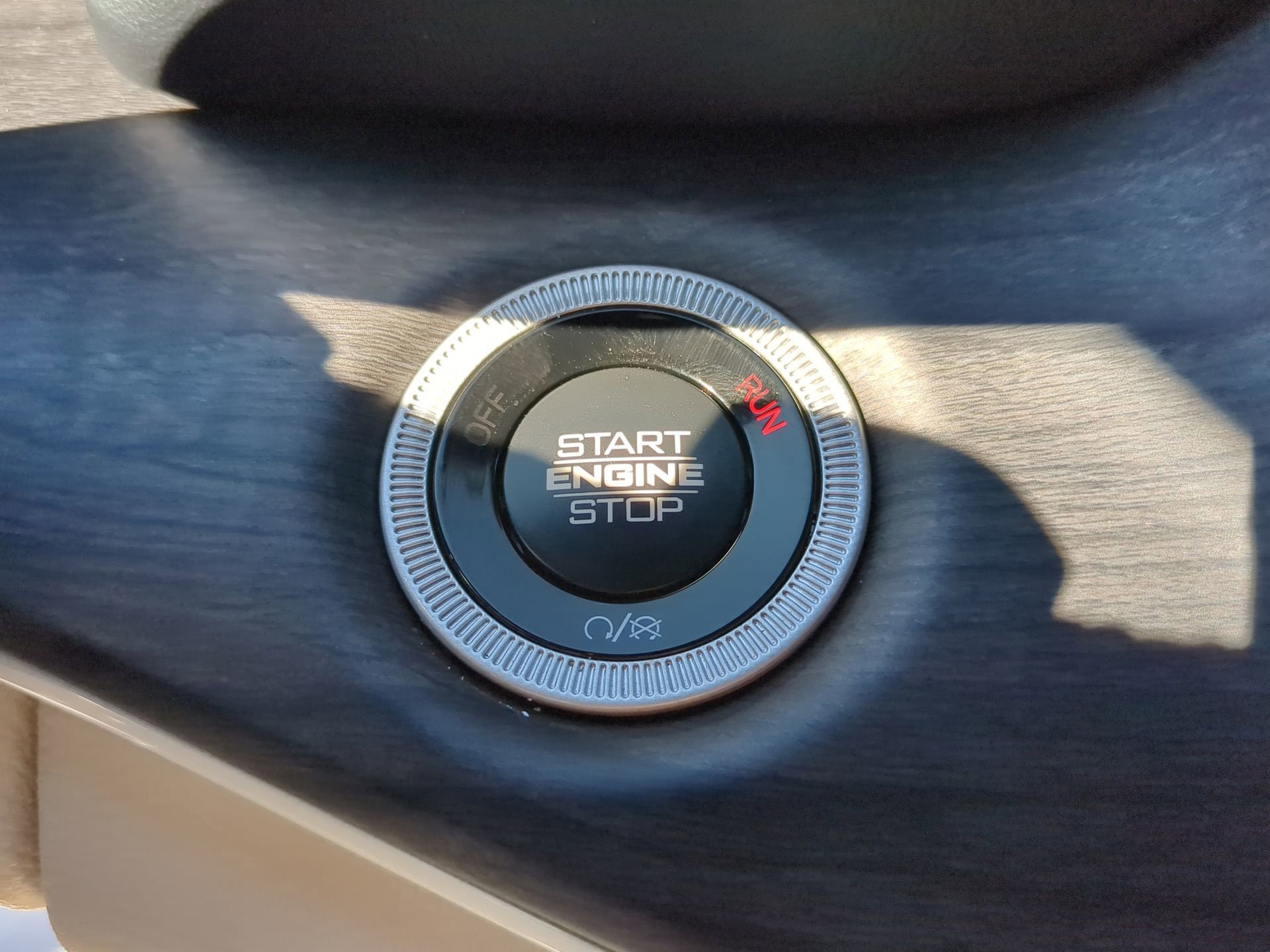 Used 2025 Jeep Grand Cherokee Limited w/ Trailer Tow Package image 60