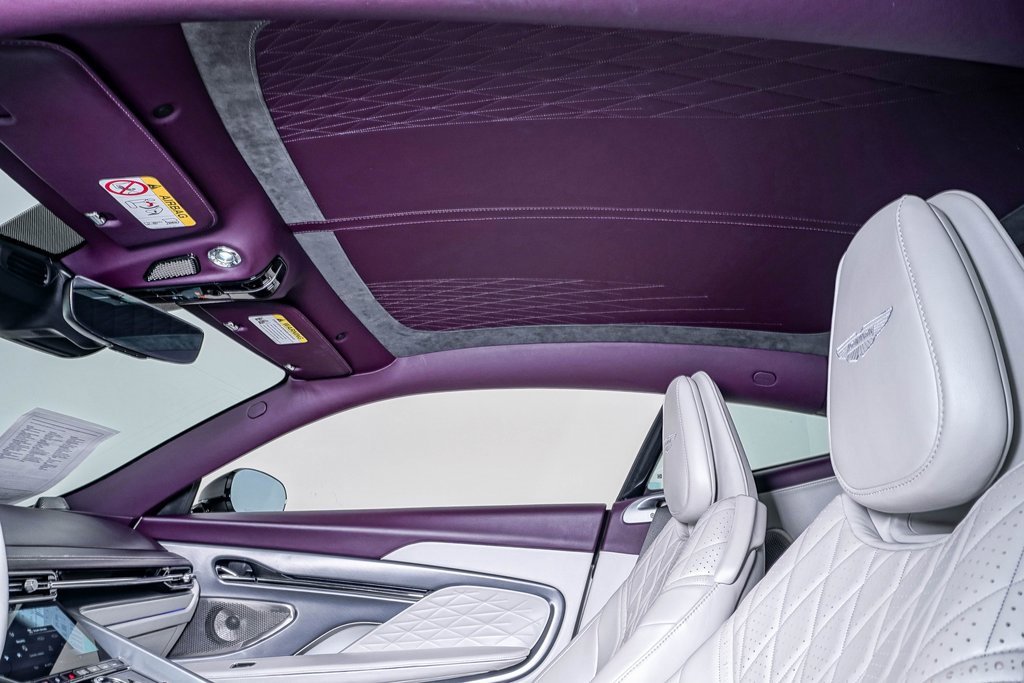 Used 2024 Aston Martin DB12 Coupe image 22