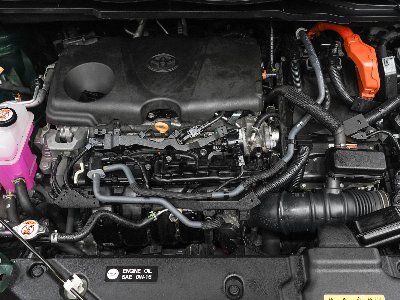 Used 2025 Toyota Sienna Platinum AWD/4WD image 37