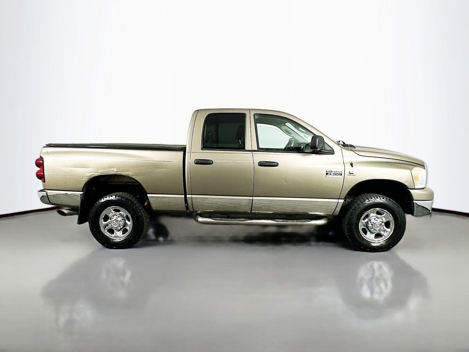 Used 2007 Dodge Ram 2500 Truck SLT w/ Trailer Tow Group image 9