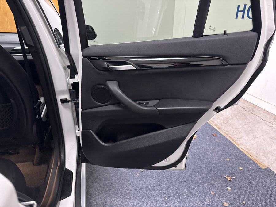 Used 2018 BMW X1 xDrive28i w/ Convenience Package image 13