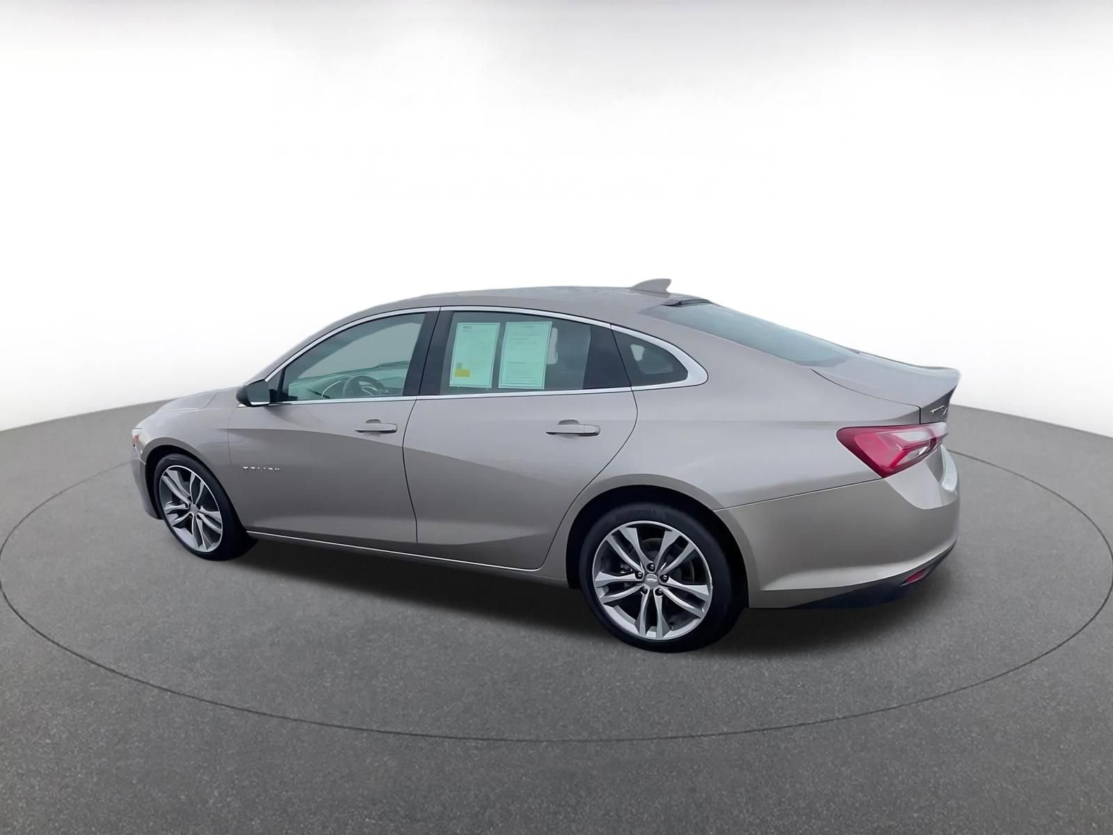 Used 2024 Chevrolet Malibu LT image 10
