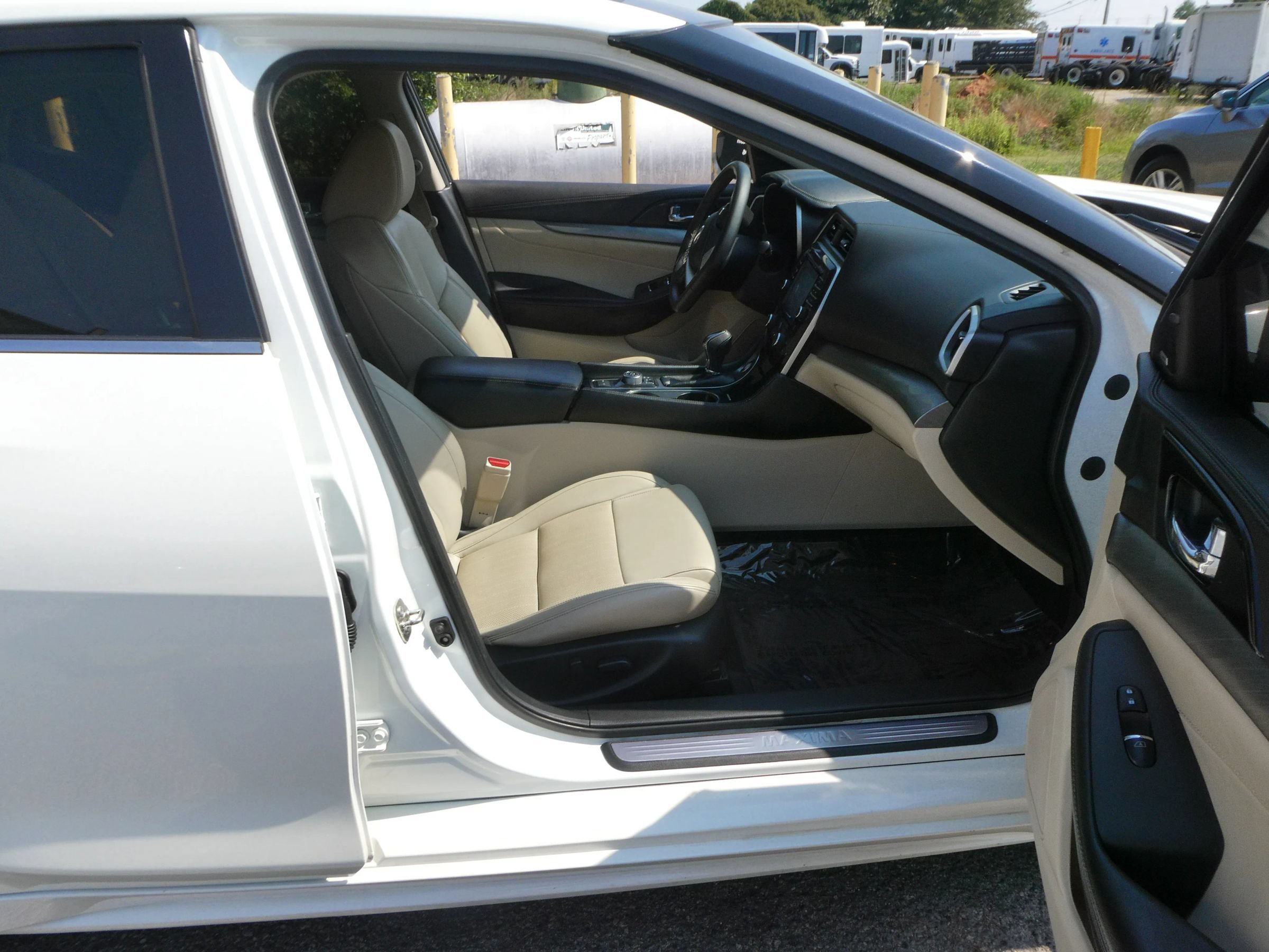 Used 2018 Nissan Maxima 3.5 SL FWD image 27