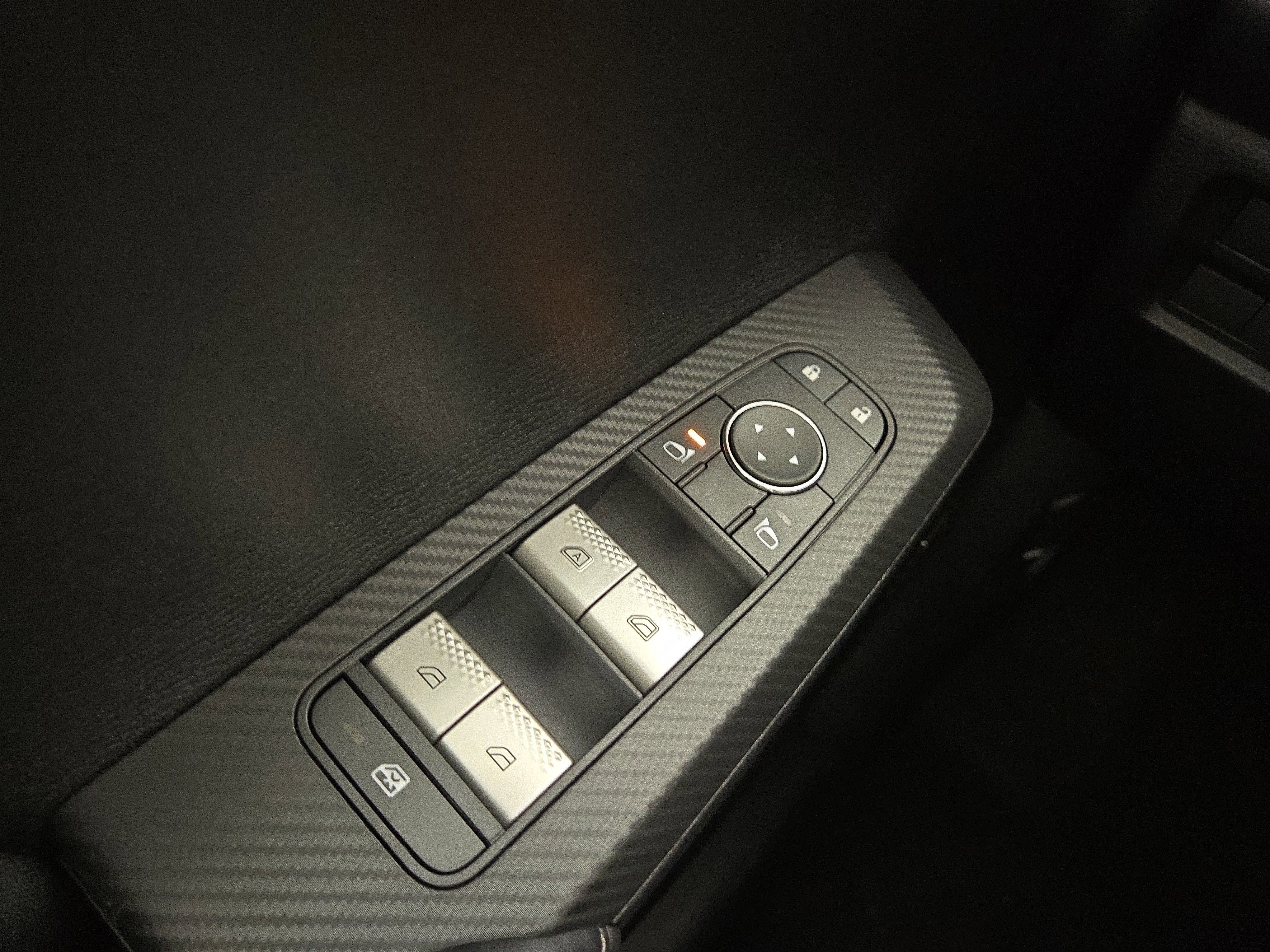 New 2026 Mitsubishi Outlander ES image 28