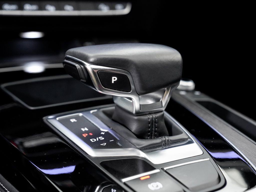 Used 2022 Audi Q5 2.0T Prestige image 18