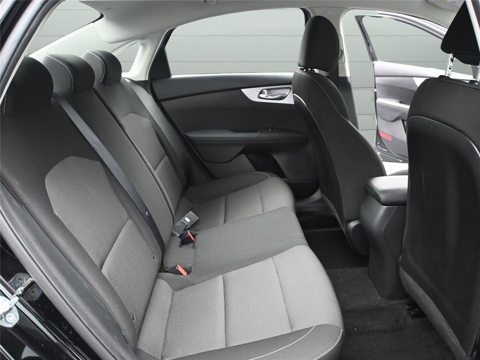 Used 2023 Kia Forte LXS image 13