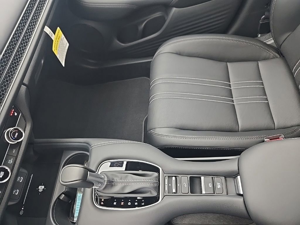 Certified 2026 Honda HR-V EX-L image 22