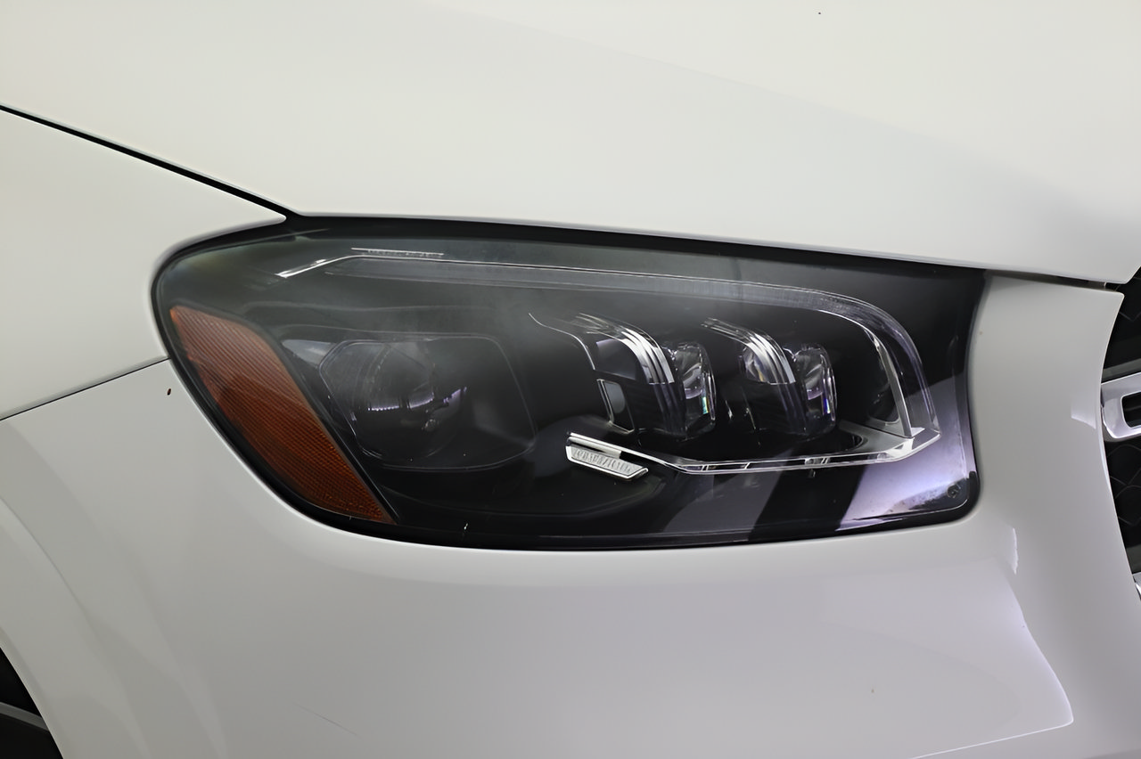 Used 2022 Mercedes-Benz GLS 450 4MATIC image 25