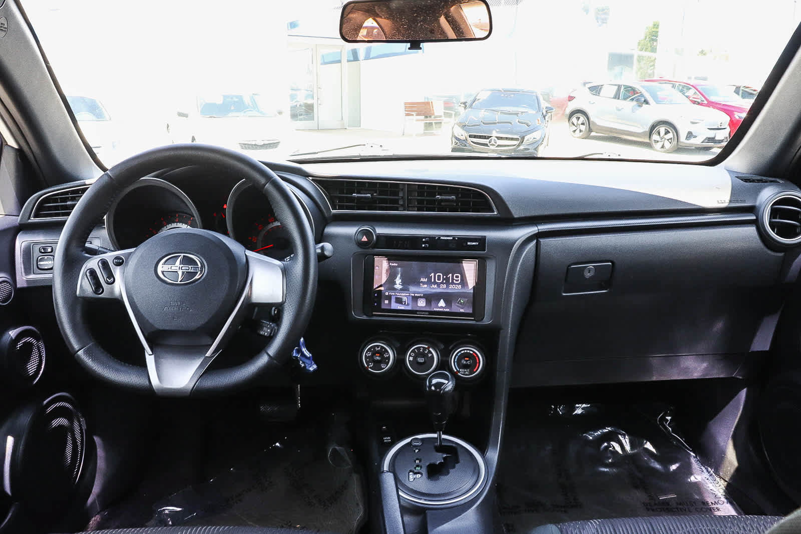 Used 2013 Scion tC FWD image 17