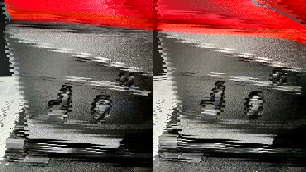 Used 2023 Alfa Romeo Stelvio Sprint image 12