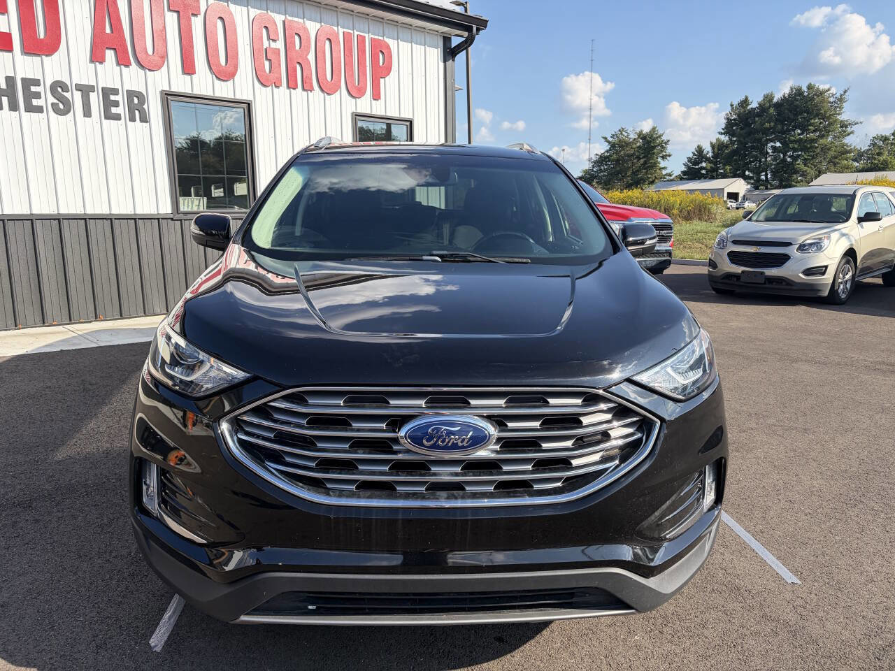 Used 2019 Ford Edge SEL FWD image 3