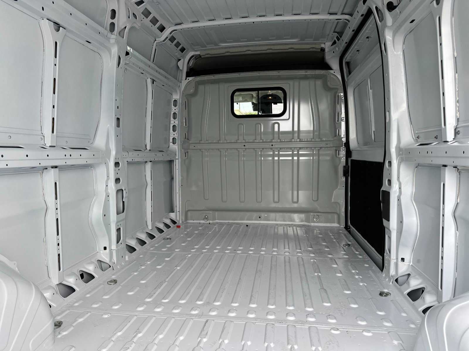 New 2026 RAM ProMaster 2500 image 12