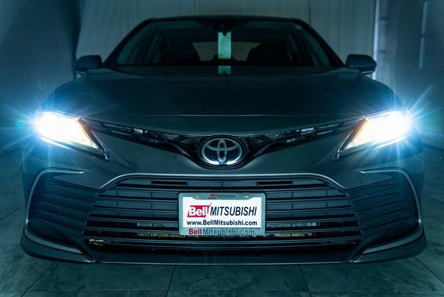 Used 2023 Toyota Camry LE image 14