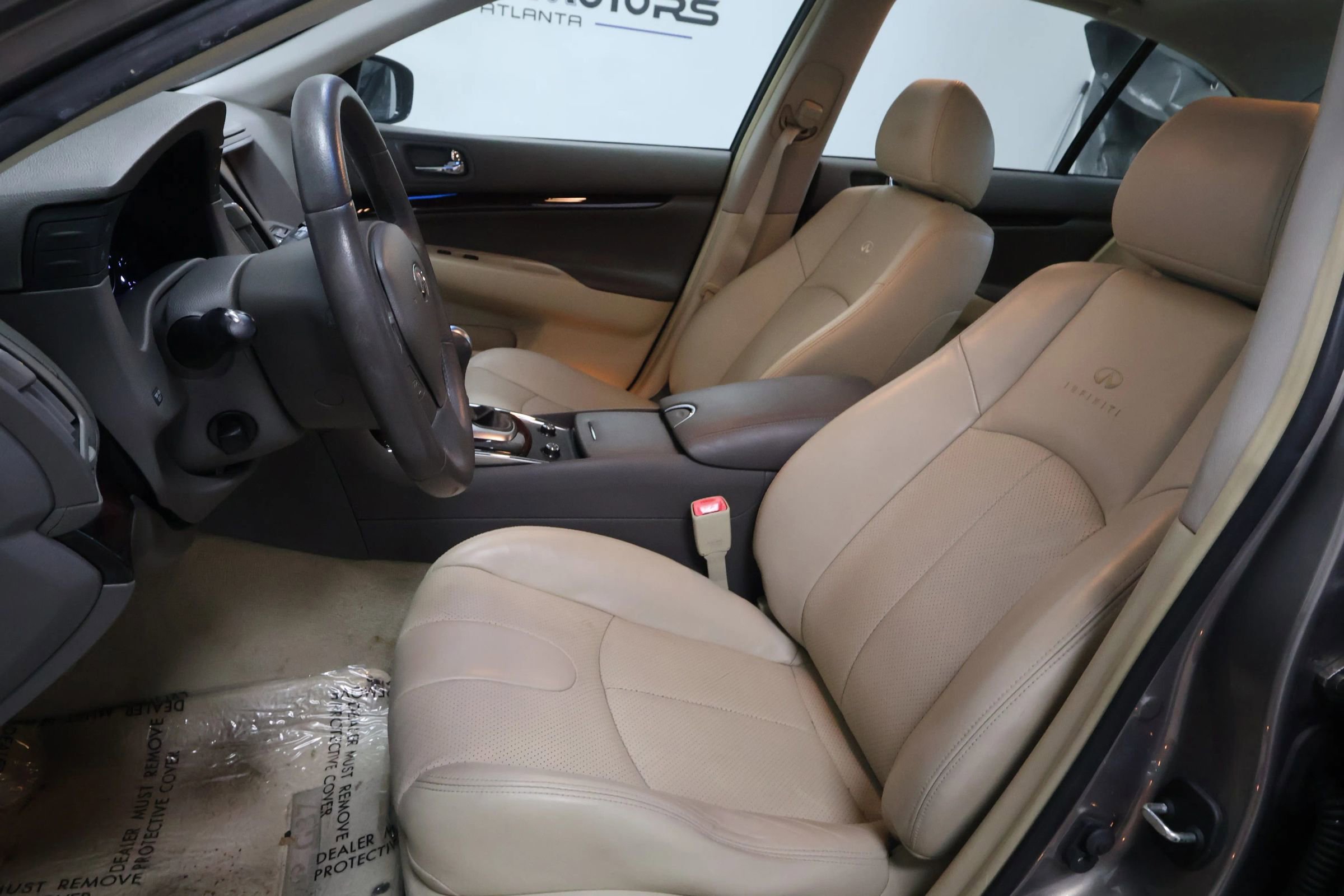 Used 2011 INFINITI G37 Journey w/ Premium Pkg image 26