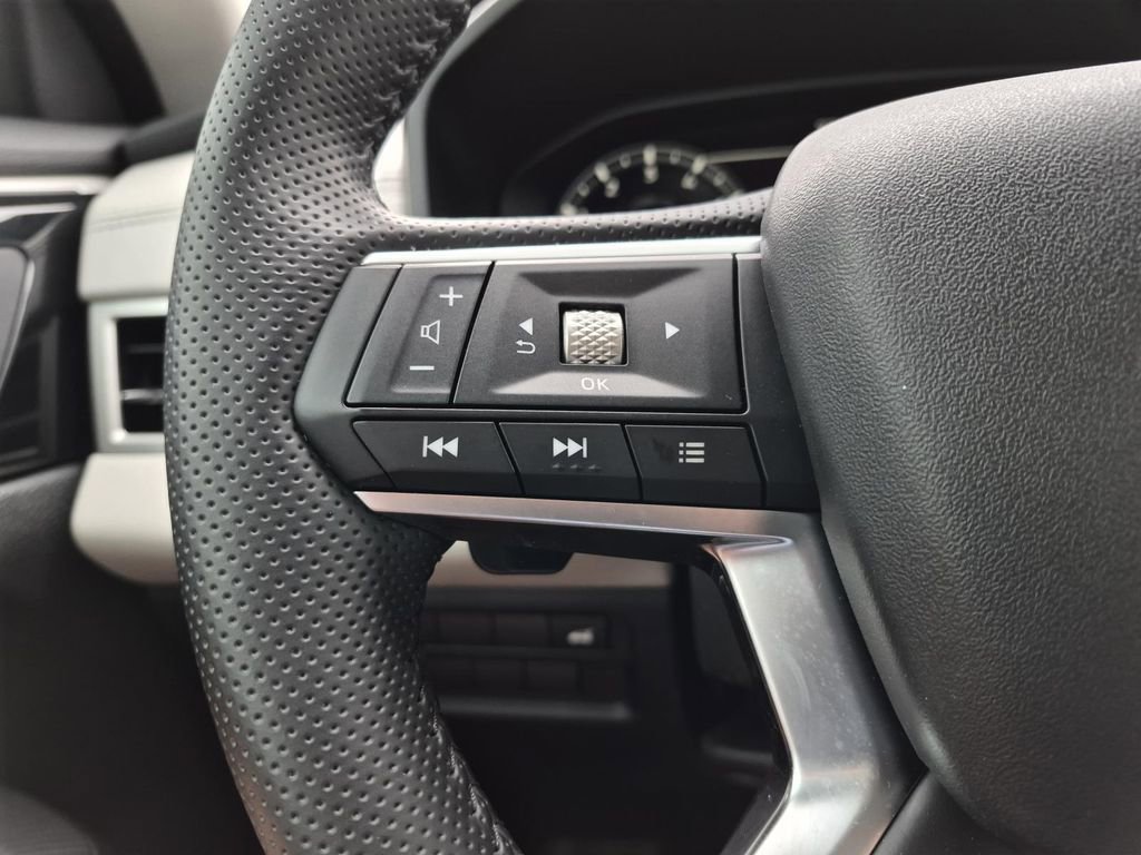 Used 2024 Mitsubishi Outlander SEL image 20