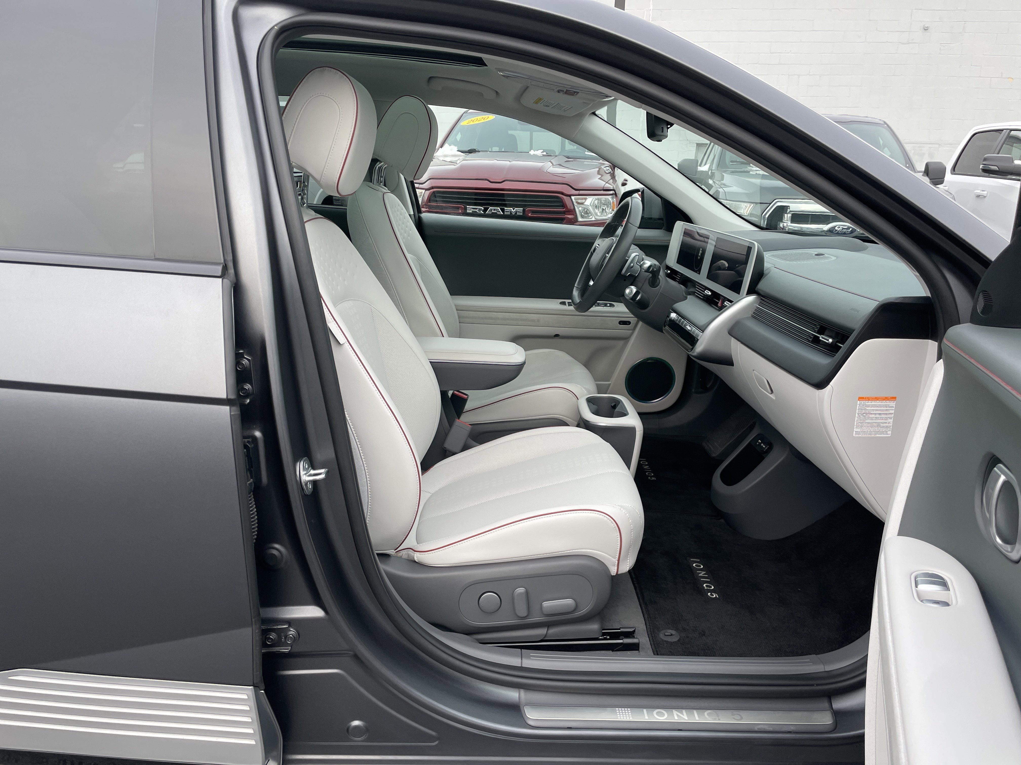 Used 2023 Hyundai Ioniq 5 Limited image 11