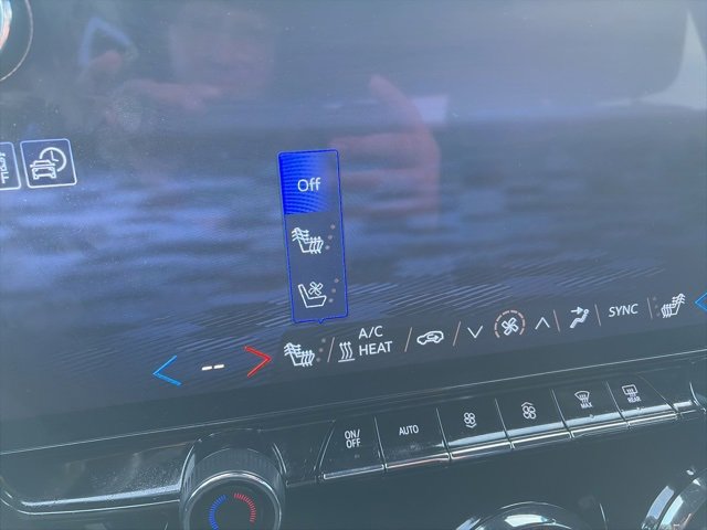 Used 2024 Chevrolet Blazer EV RS image 17