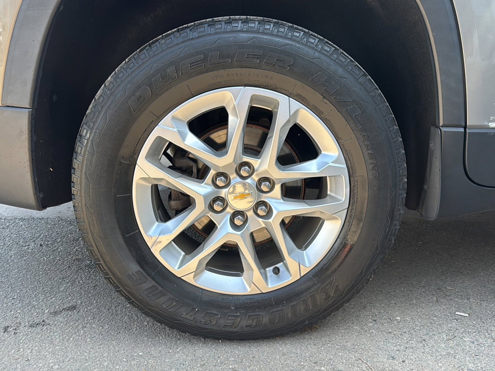 Used 2019 Chevrolet Traverse LT FWD image 44