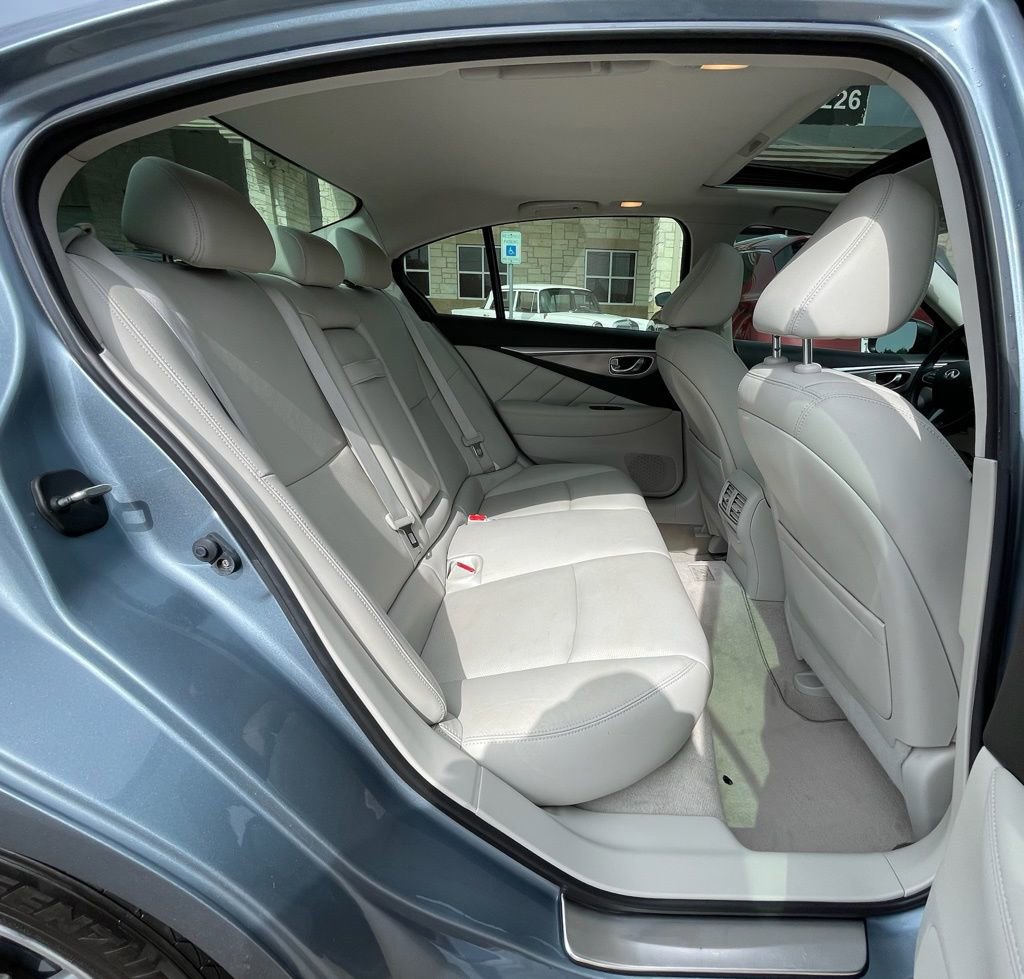 Used 2015 INFINITI Q50 Premium w/ Navigation Package RWD image 33