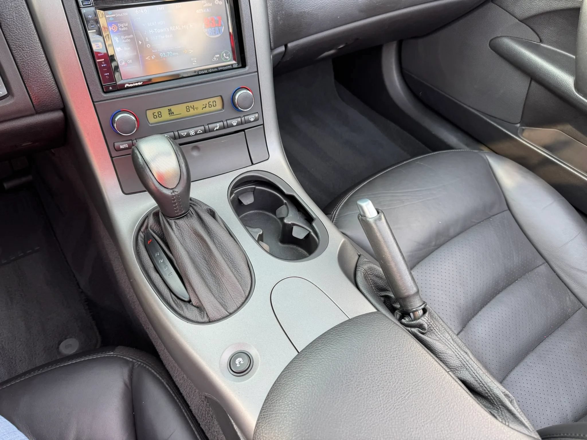 Used 2007 Chevrolet Corvette Convertible RWD image 32